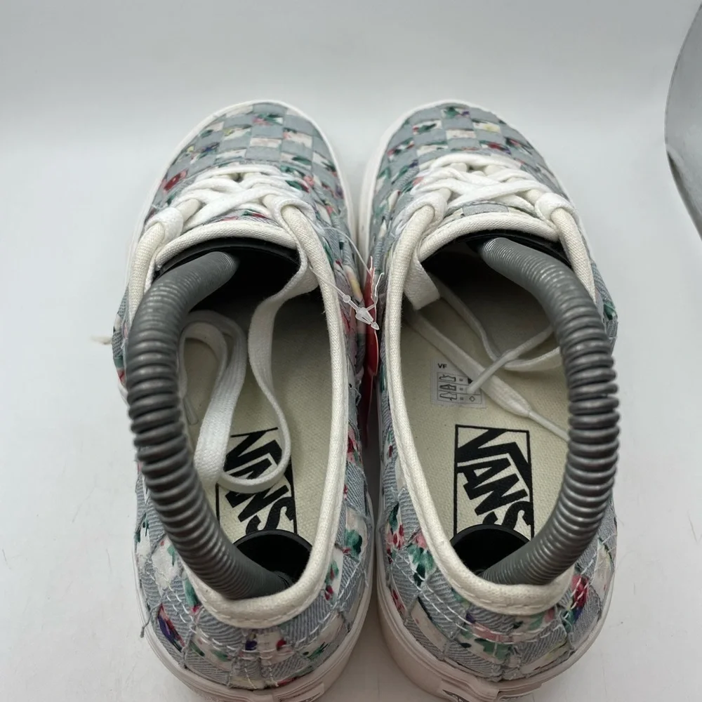 NWT! Vans checkered platform women’s sneakers size 5.5